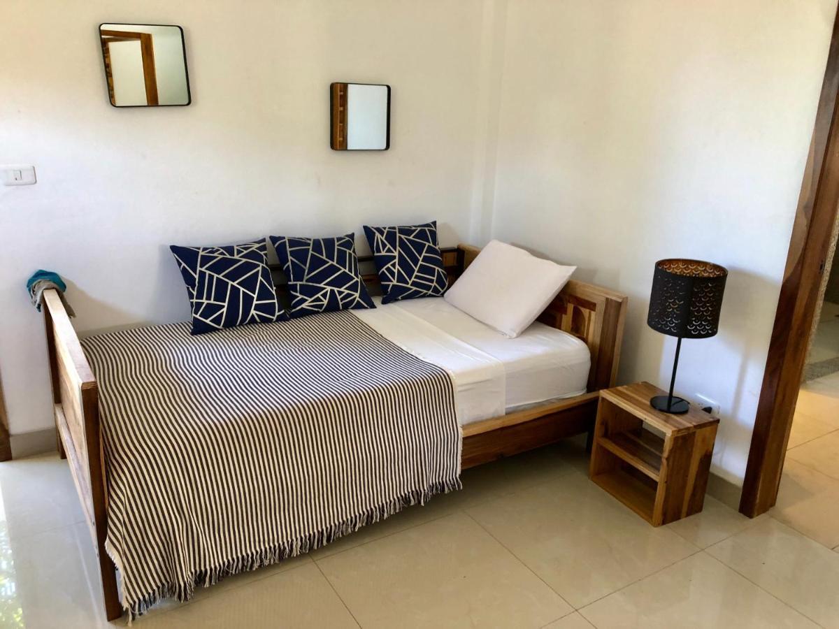 New Nautilus Lodge Puerto López Buitenkant foto