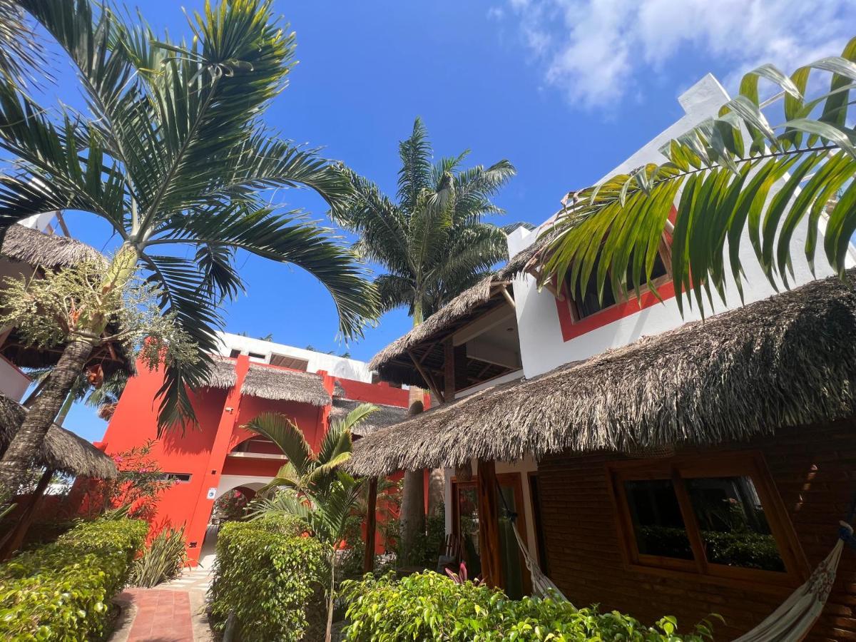 New Nautilus Lodge Puerto López Buitenkant foto